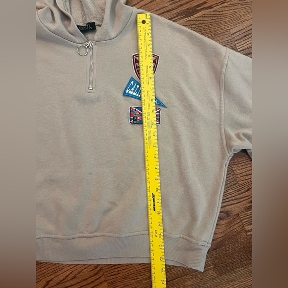 Vinyl Icons Patched Hooded Sweatshirt - Size Medium - Picture 9 of 9